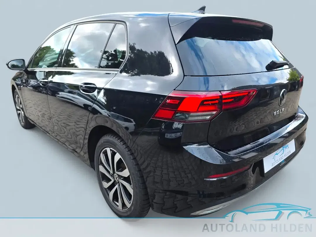 Volkswagen Golf - Thumbnail 3