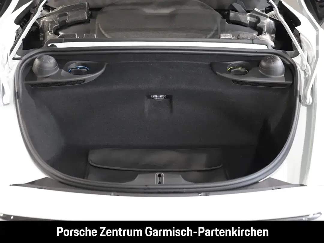 Porsche 718 Spyder - Thumbnail 13