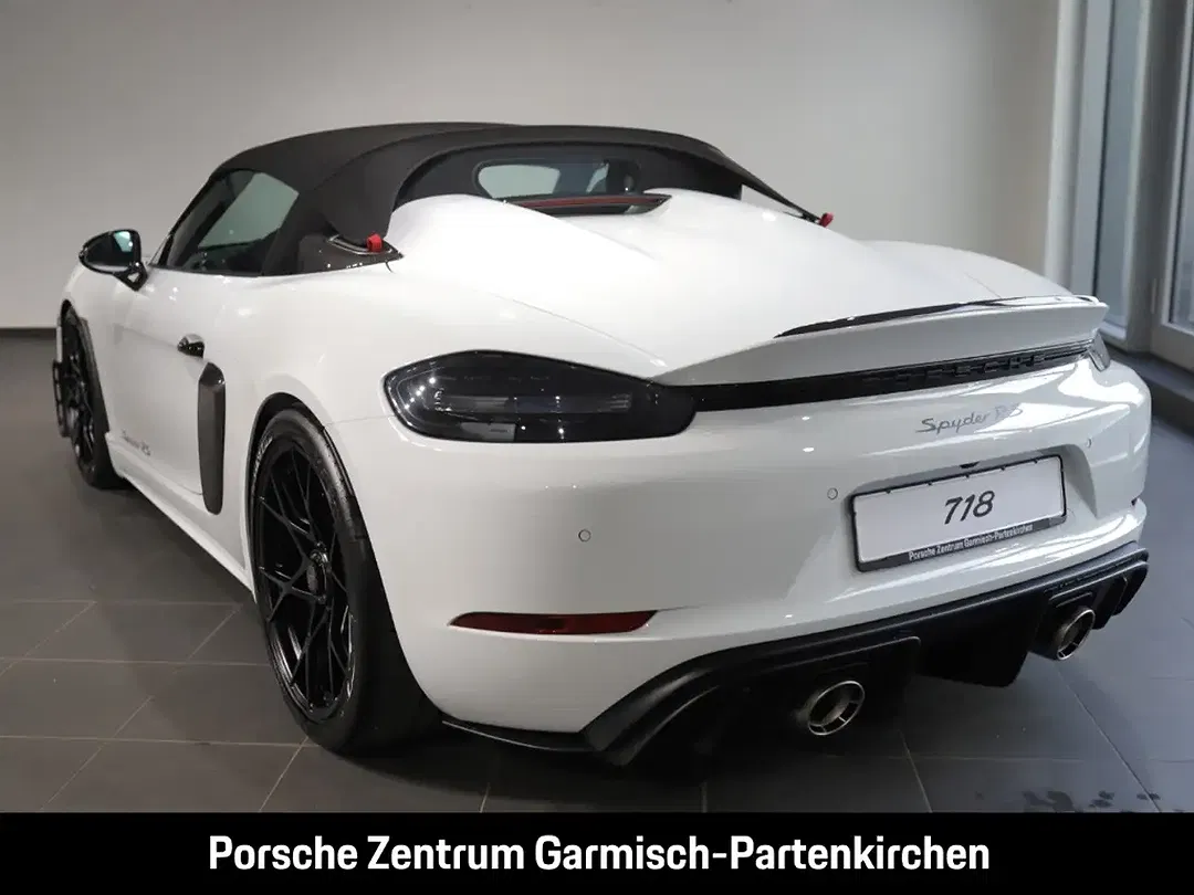 Porsche 718 Spyder - Thumbnail 4