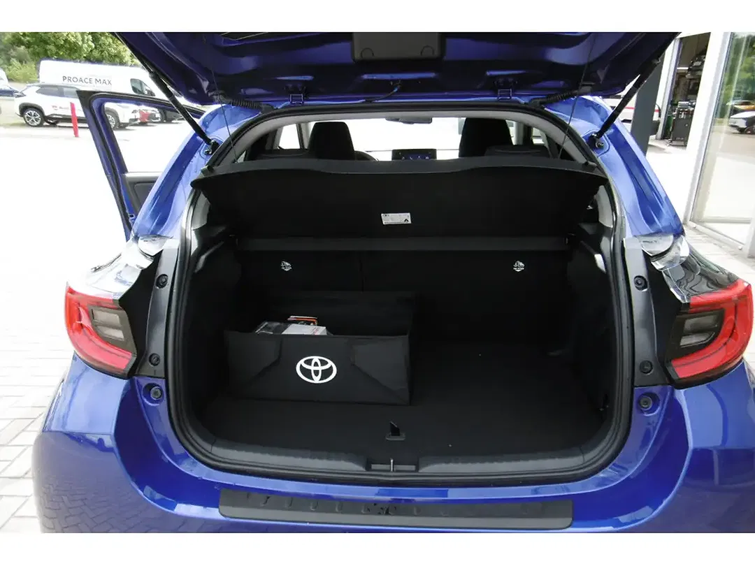 Toyota Yaris - Thumbnail 15