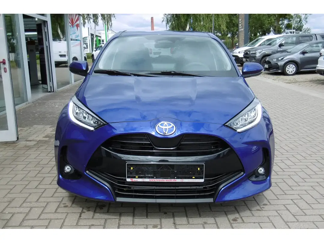 Toyota Yaris - Thumbnail 5