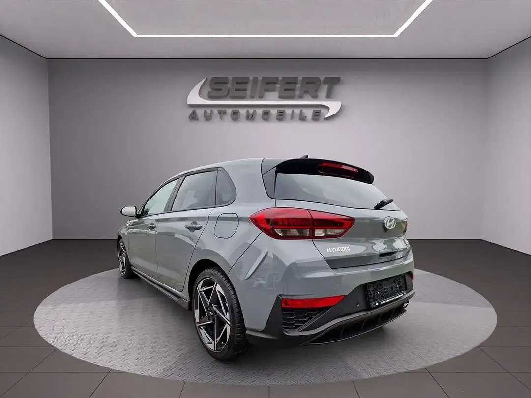 Hyundai i30 - Thumbnail 3