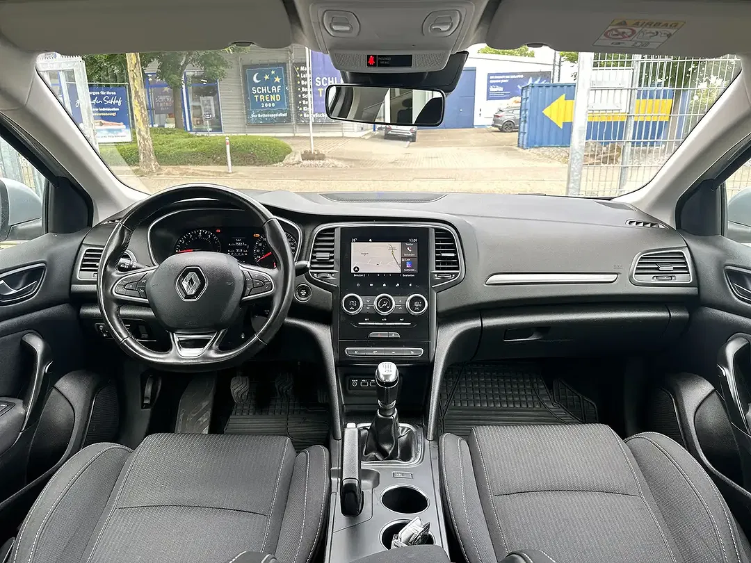 Renault Megane - Thumbnail 11