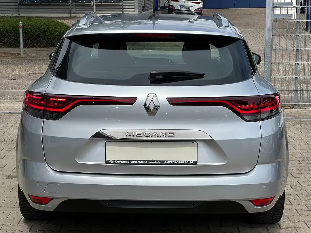 Renault Megane - Thumbnail 4