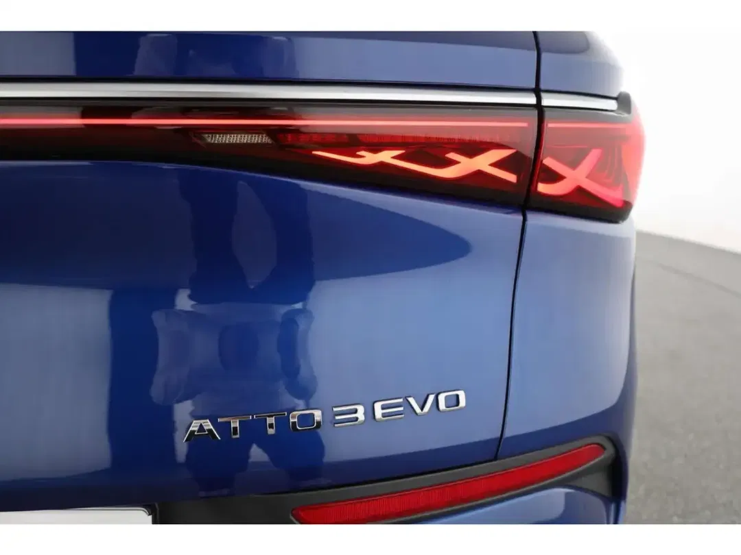 BYD Atto 3 - Thumbnail 21