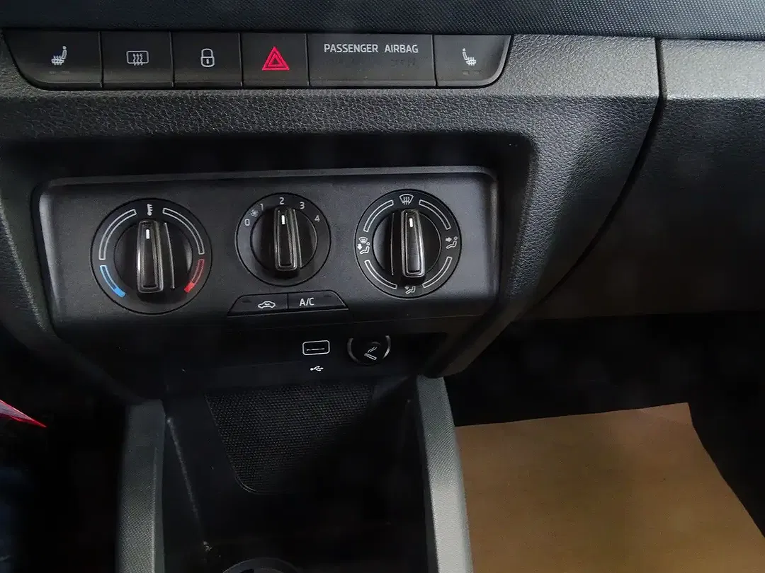 Skoda Fabia - Thumbnail 14