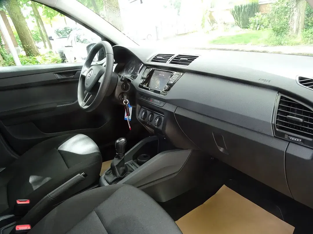Skoda Fabia - Thumbnail 8