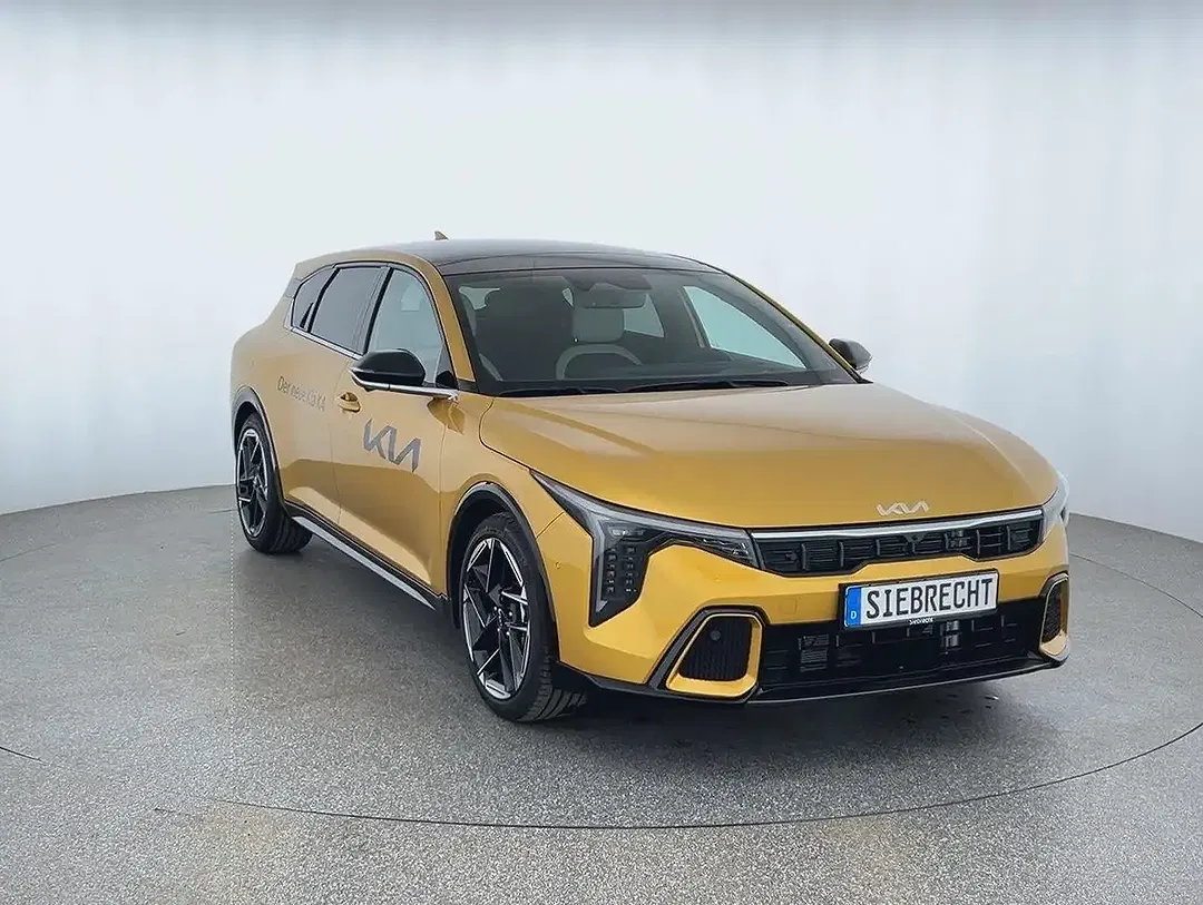 Kia K4 - Thumbnail 3