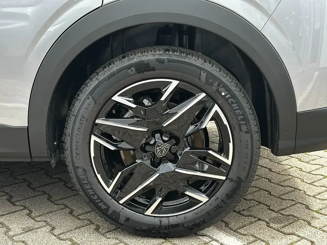 Peugeot 5008 - Thumbnail 9