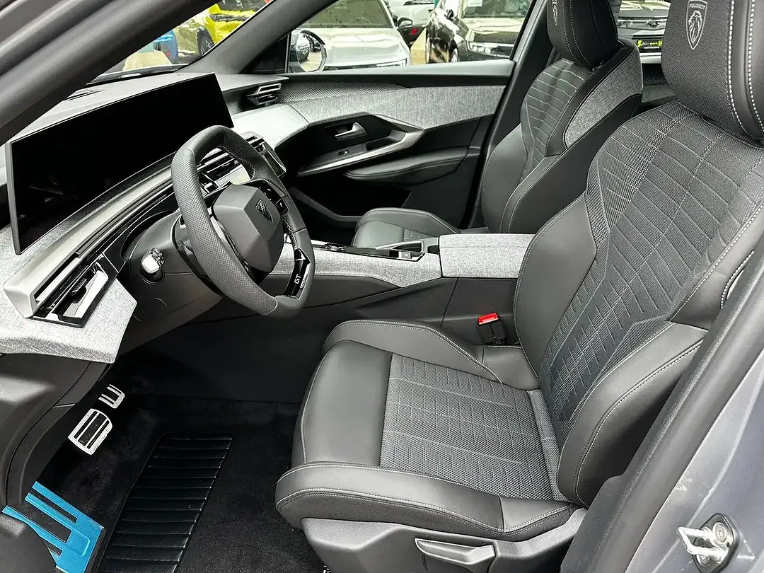 Peugeot 5008 - Thumbnail 16