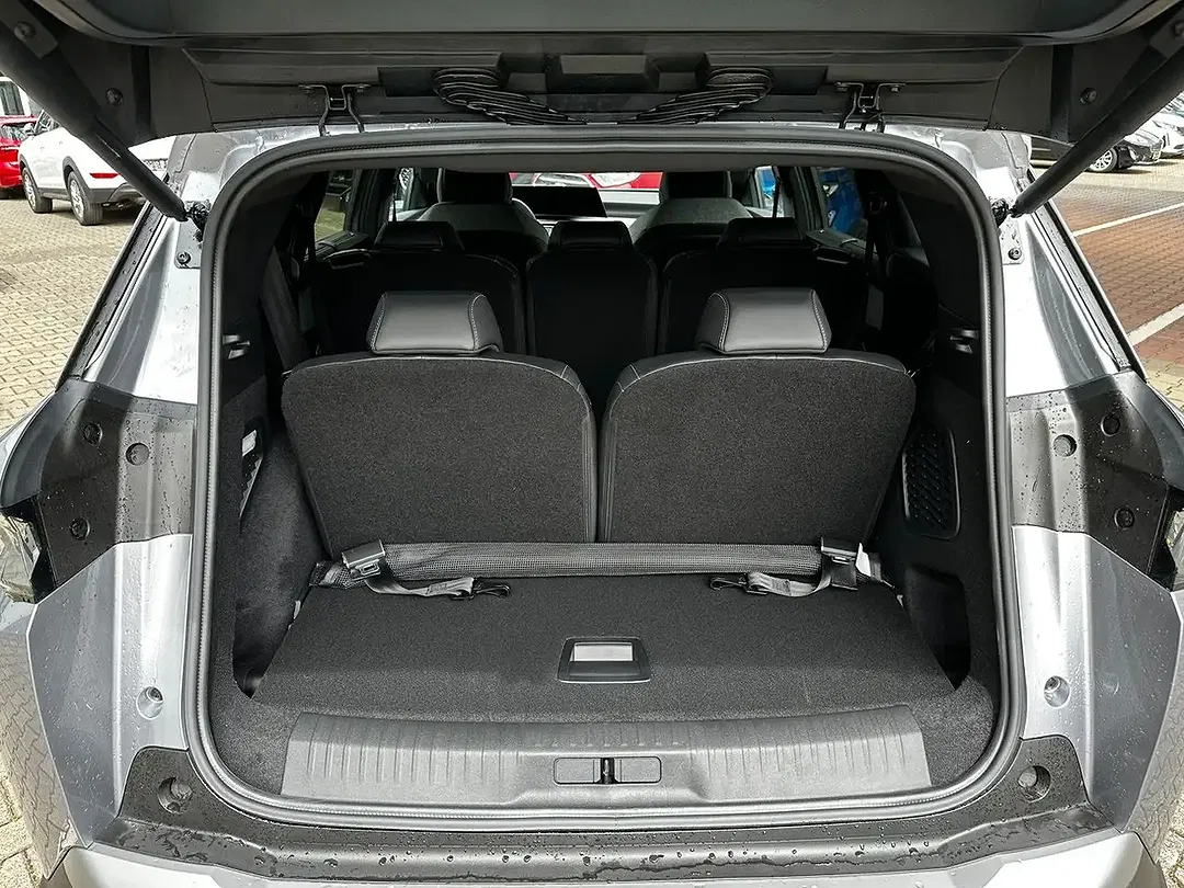 Peugeot 5008 - Thumbnail 6