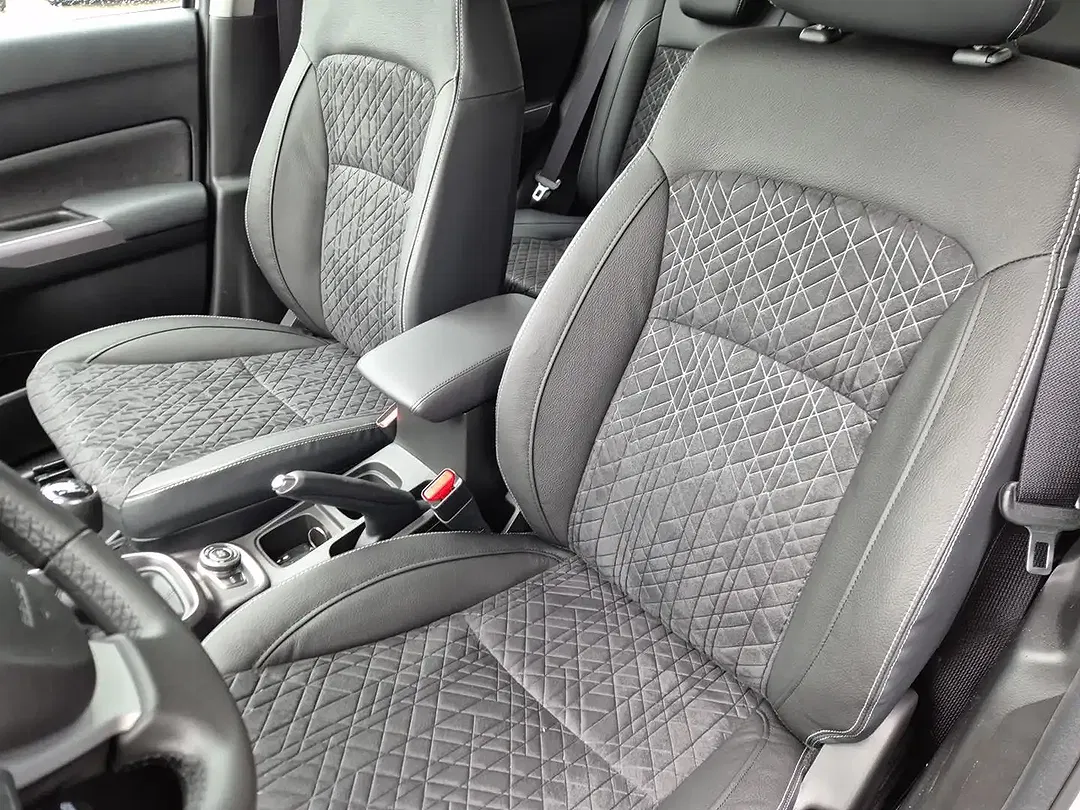 Suzuki Vitara - Thumbnail 12