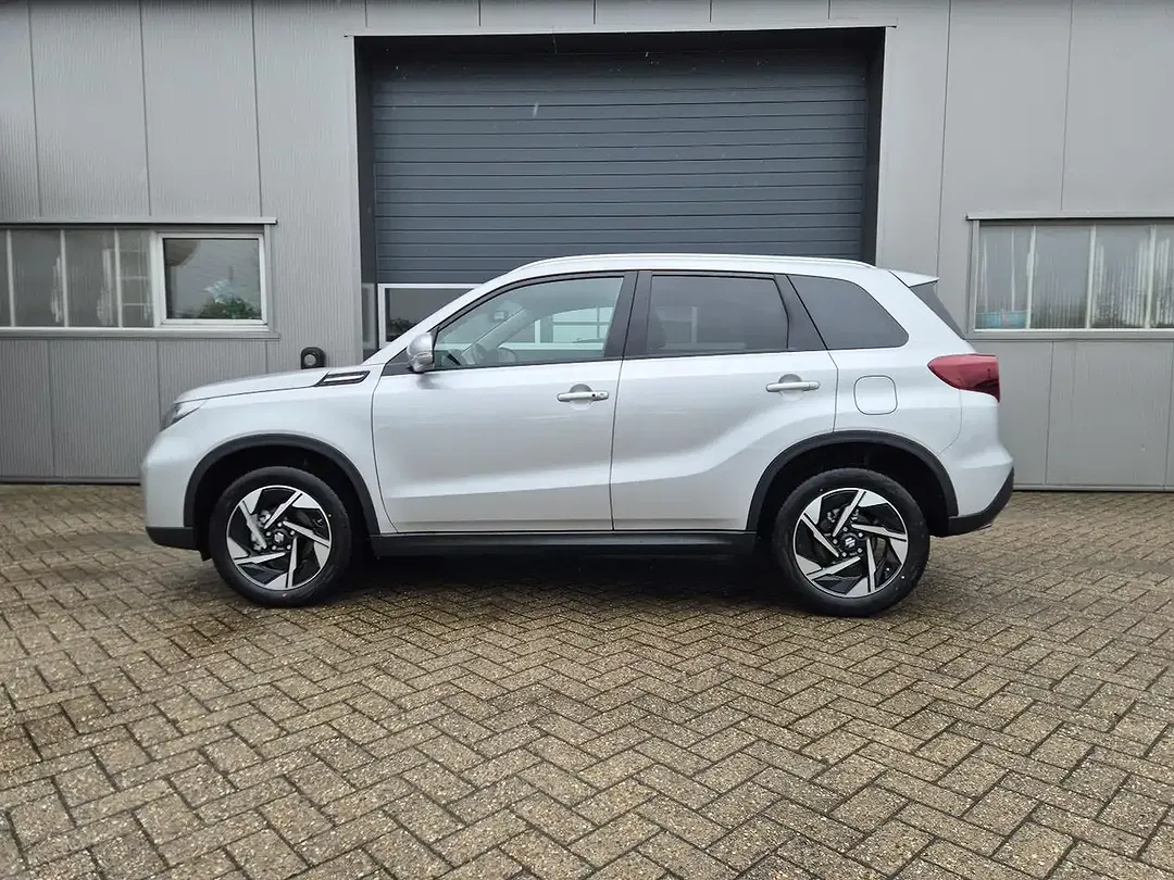 Suzuki Vitara - Thumbnail 2