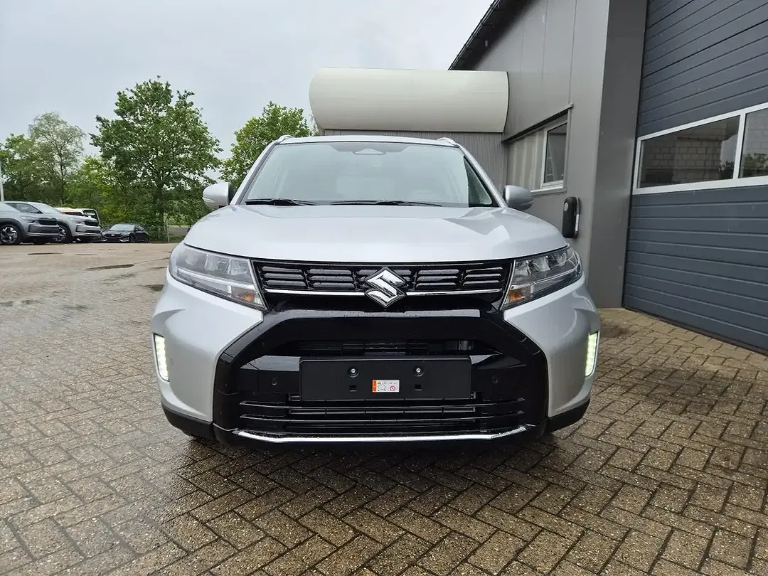 Suzuki Vitara - Thumbnail 8
