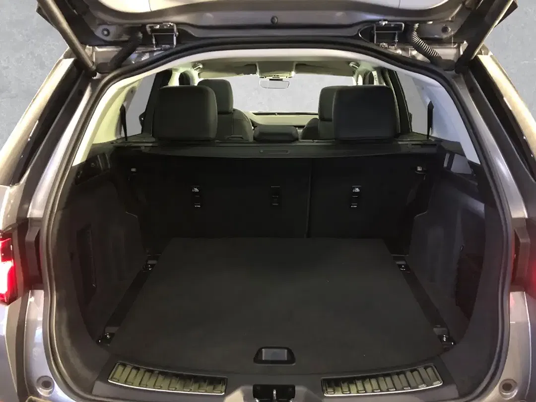 Land Rover Discovery Sport - Thumbnail 13
