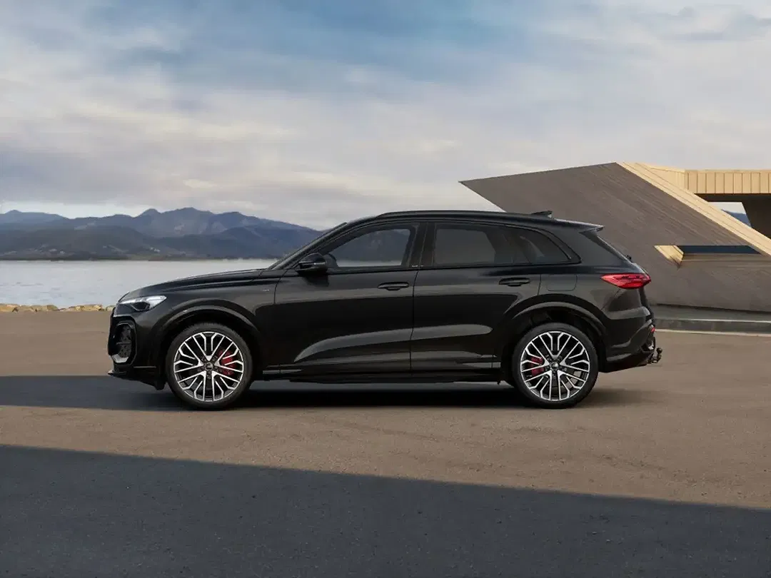 Audi Q5 - Thumbnail 3