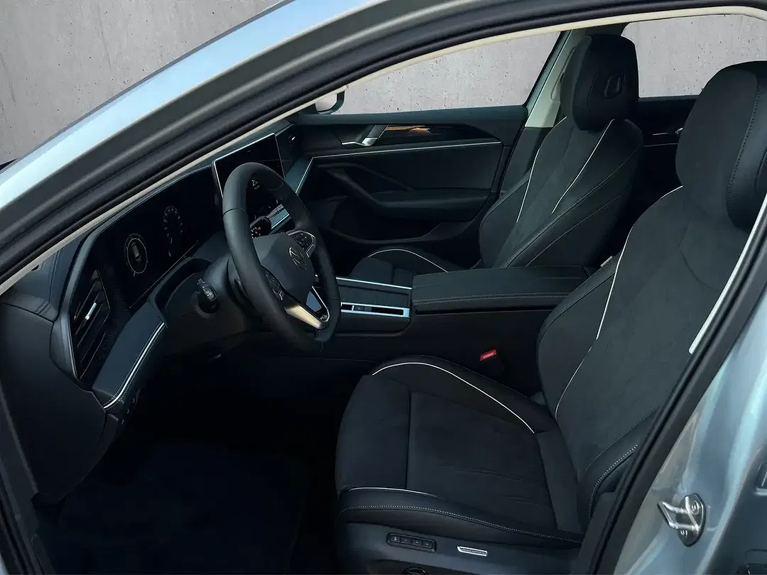 Volkswagen Passat Variant - Thumbnail 10