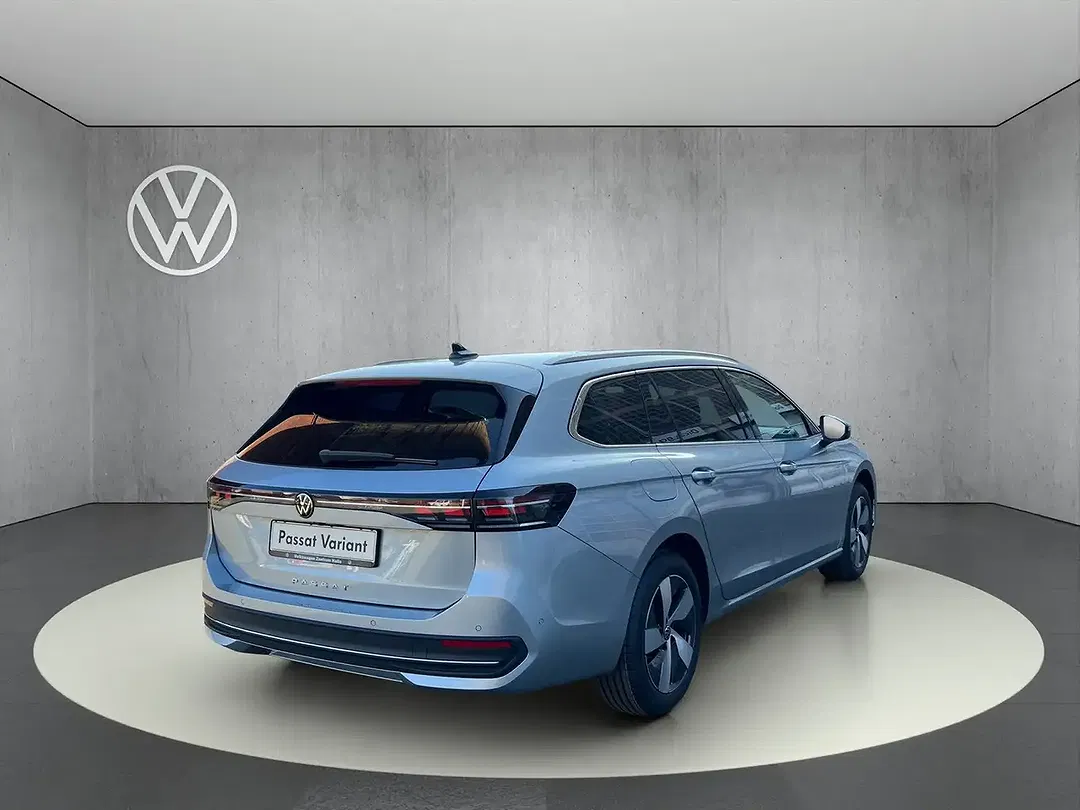 Volkswagen Passat Variant - Thumbnail 7