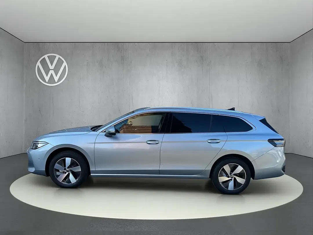Volkswagen Passat Variant - Thumbnail 8