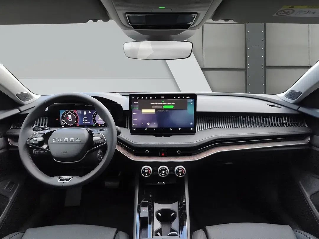 Skoda Superb - Thumbnail 12