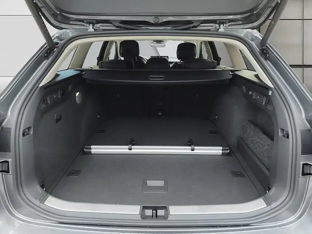 Skoda Superb - Thumbnail 9