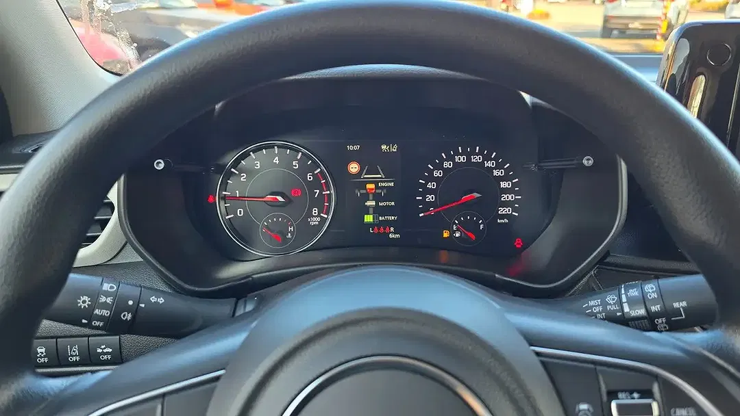 Suzuki Swift - Thumbnail 13