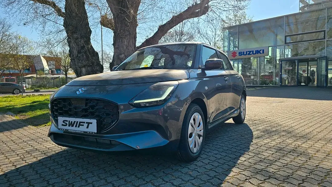 Suzuki Swift - Thumbnail 2