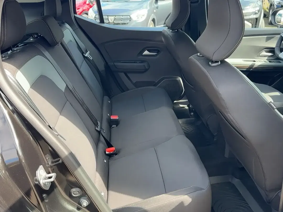 Dacia Sandero - Thumbnail 12