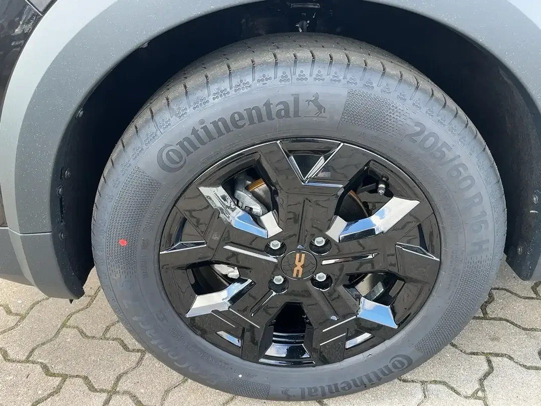 Dacia Sandero - Thumbnail 7
