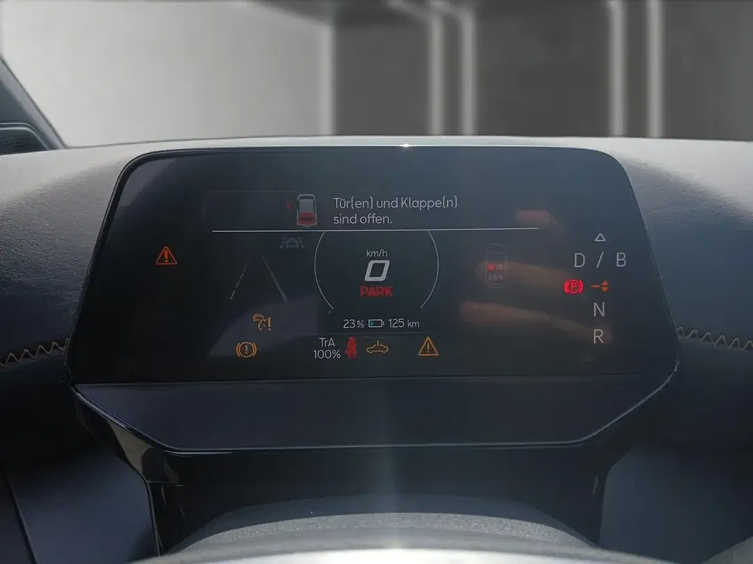 CUPRA Born - Thumbnail 15
