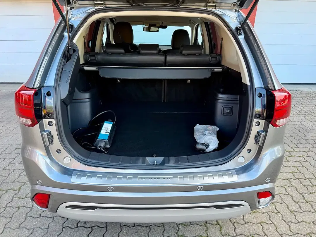 Mitsubishi Outlander - Thumbnail 18