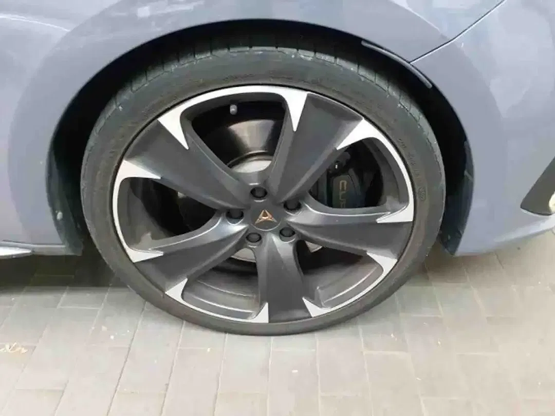 CUPRA Leon - Thumbnail 10