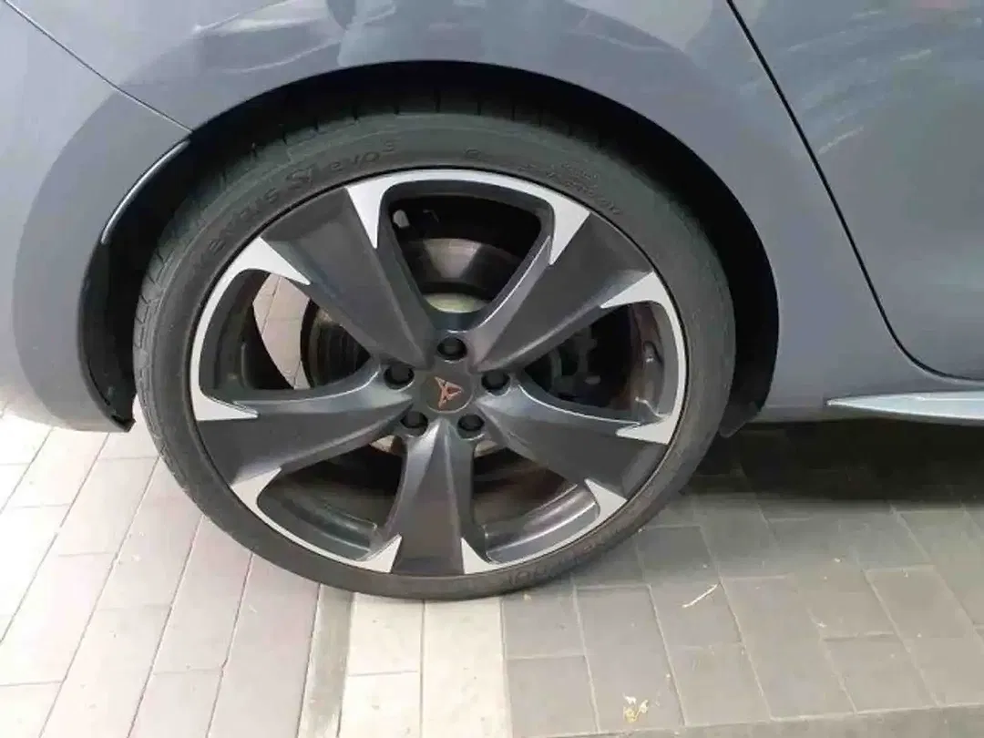 CUPRA Leon - Thumbnail 12