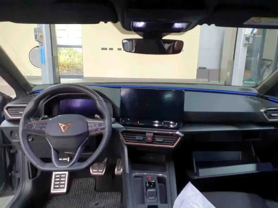 CUPRA Leon - Thumbnail 14