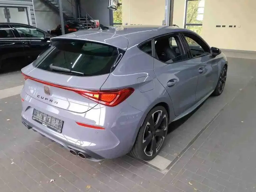 CUPRA Leon - Thumbnail 2