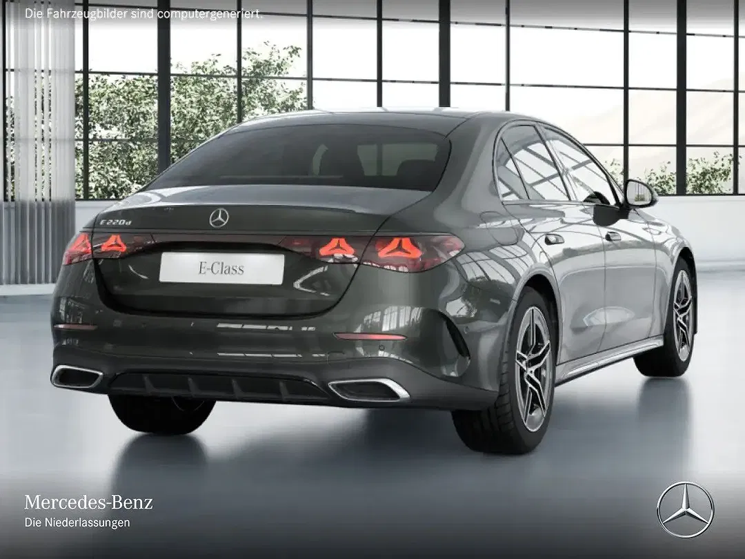 Mercedes-Benz E 220 - Thumbnail 4