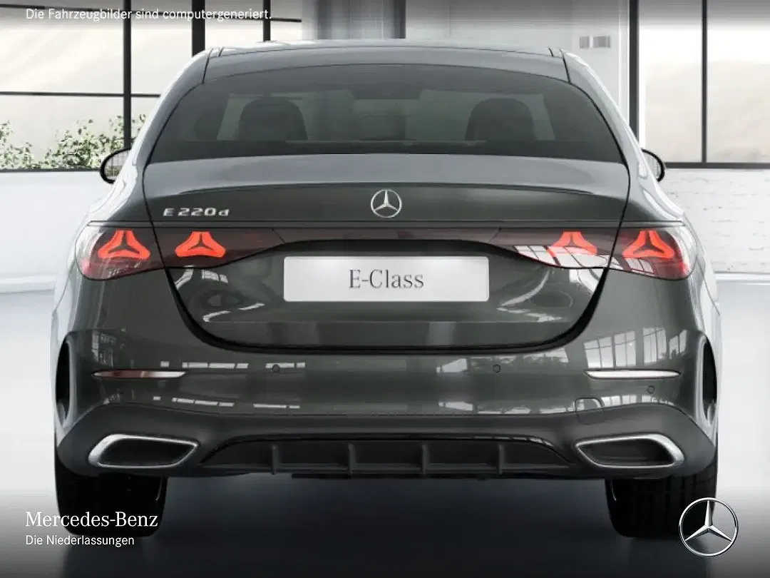 Mercedes-Benz E 220 - Thumbnail 8