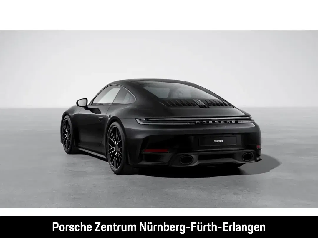 Porsche 992 - Thumbnail 3