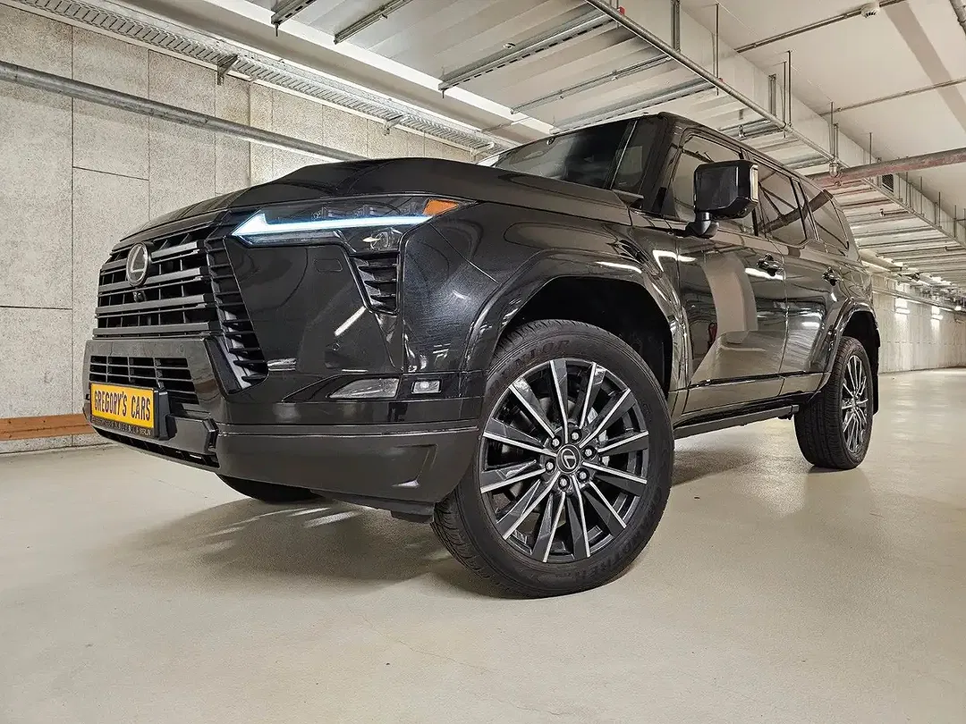 Lexus GX 550 - Thumbnail 1