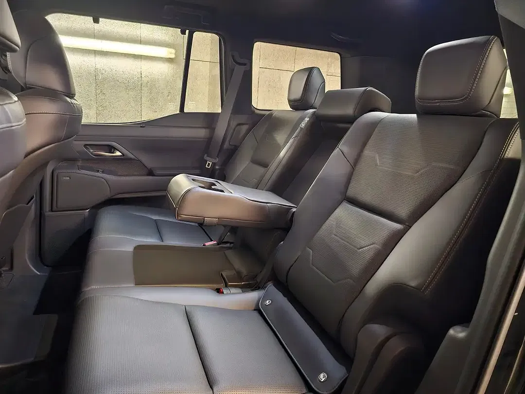 Lexus GX 550 - Thumbnail 10