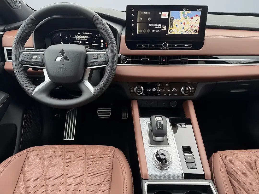 Mitsubishi Outlander - Thumbnail 8