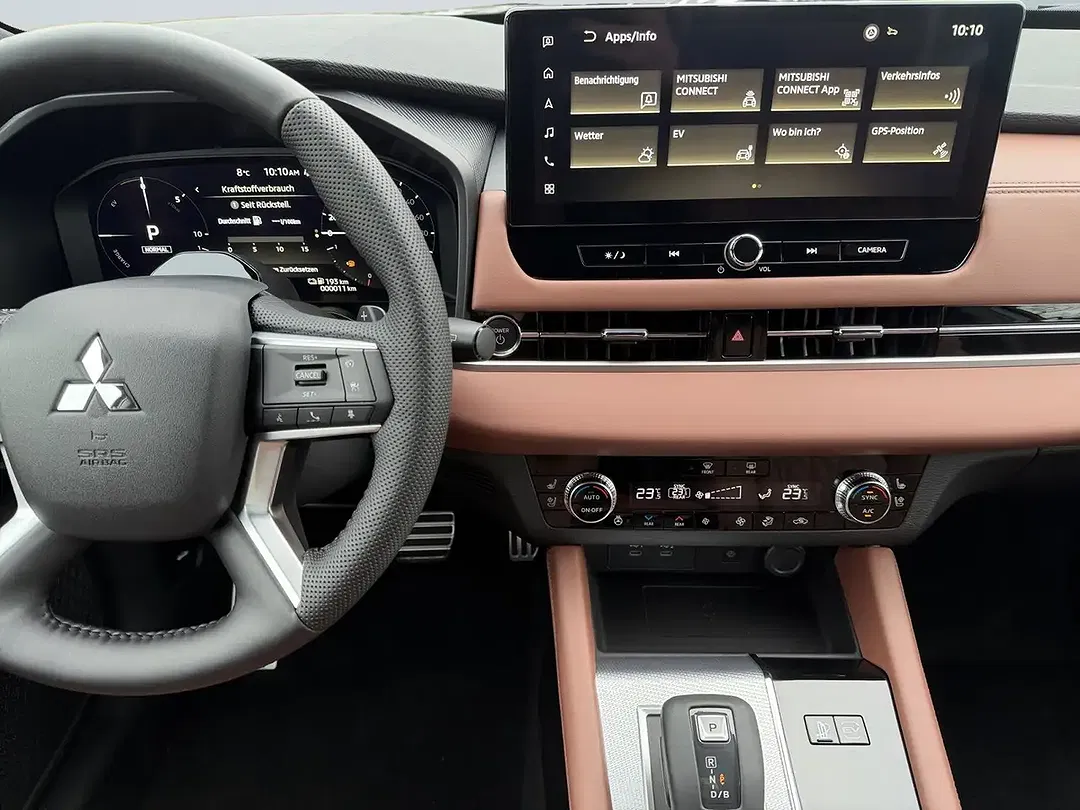 Mitsubishi Outlander - Thumbnail 9