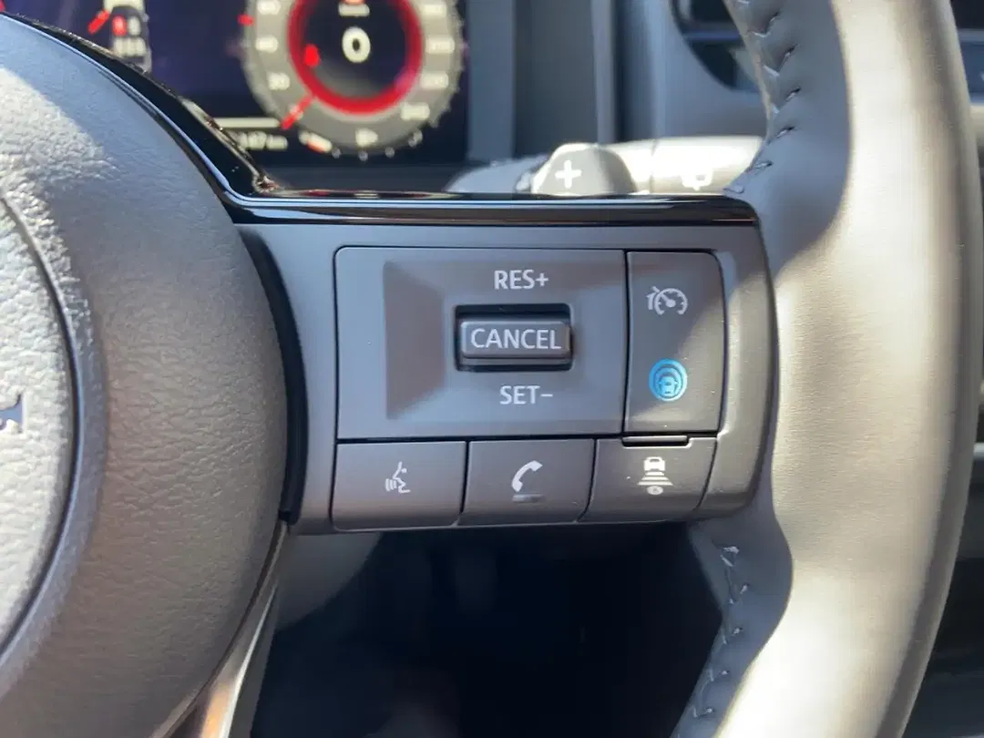 Nissan X-Trail - Thumbnail 11