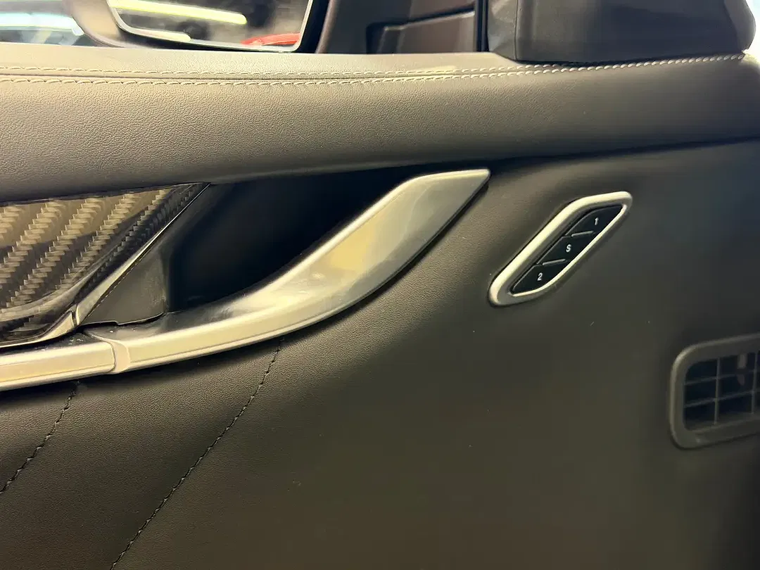 Maserati Ghibli - Thumbnail 10