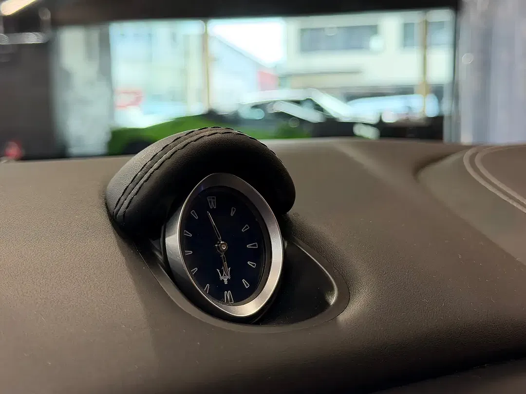 Maserati Ghibli - Thumbnail 12