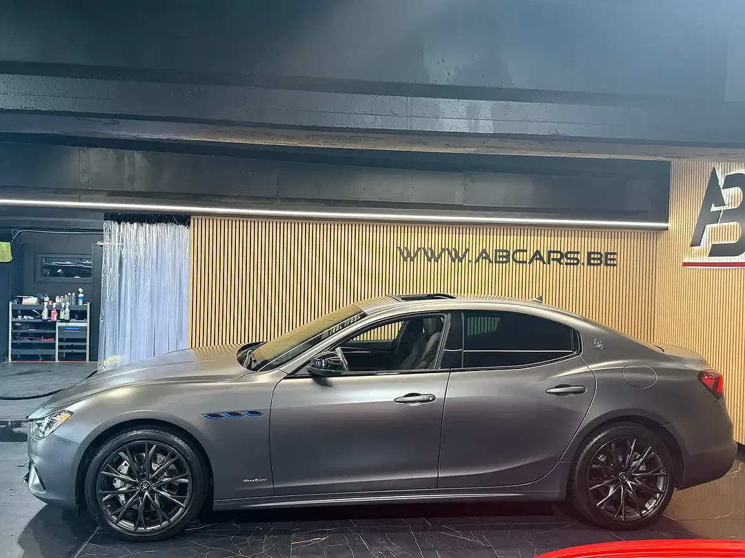 Maserati Ghibli - Thumbnail 5