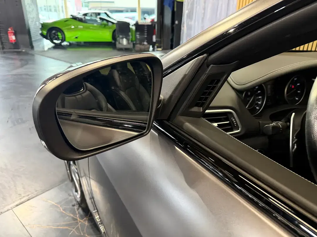 Maserati Ghibli - Thumbnail 8