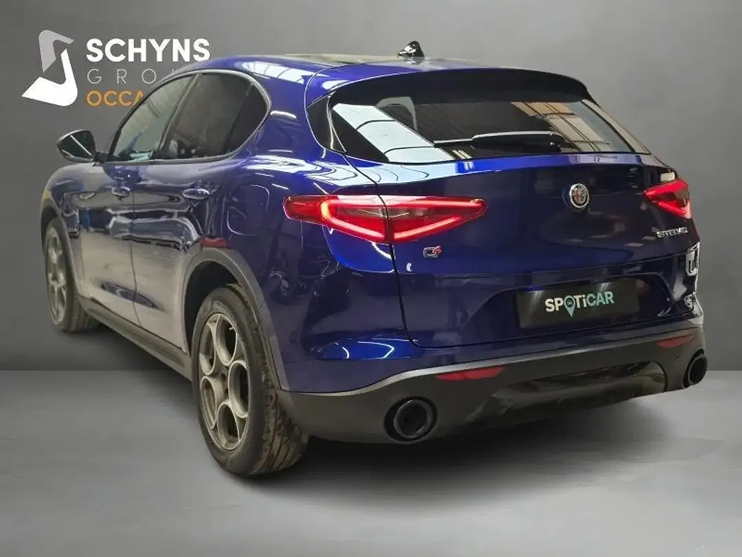 Alfa Romeo Stelvio - Thumbnail 5