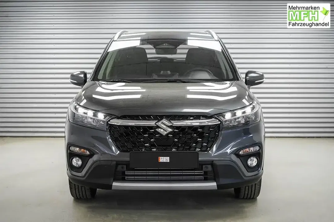 Suzuki S-Cross - Thumbnail 2