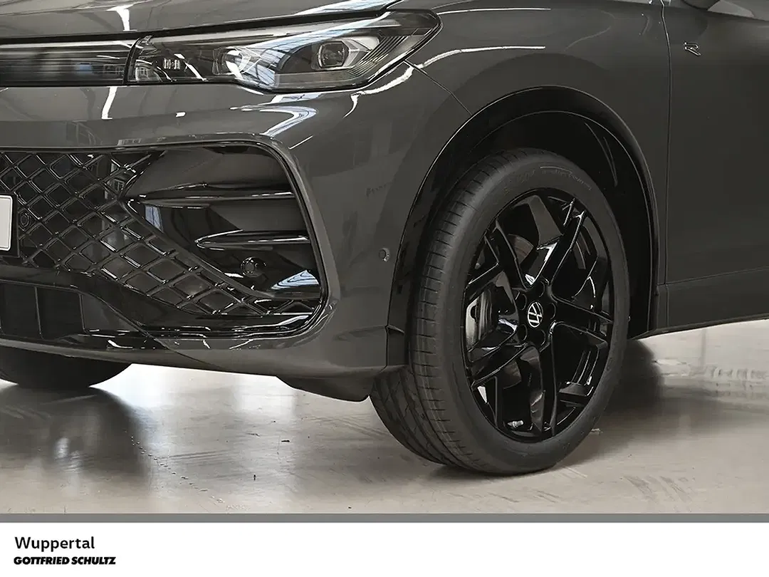 Volkswagen Tiguan - Thumbnail 6